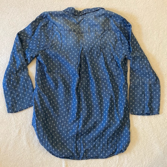 Cloth & Stone Long Sleeve Shirt Women’s Small Denim Blue button Down Tencel Top - Picture 15 of 16